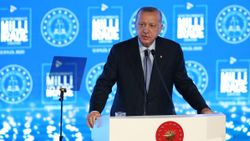 Cumhurbaşkanı Erdoğan, Vesayetten Demokrasiye Milli İrade Sempozyumu'nda