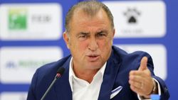 Fatih Terim: Transfer yapılmasa da karalar bağlamayız