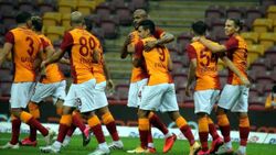 Neftçi Bakü-Galatasaray maçının ilk 11'leri