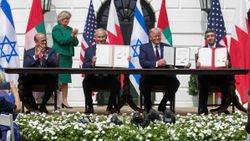 İsrail gazetesi: İsrailli ve Sudanlı yetkililer Abu Dabi'de görüşecek