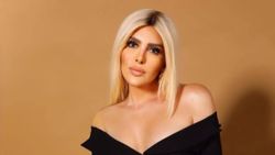 Selin Ciğerci'den uzaktan eğitim kampanyasına destek
