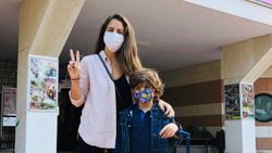 Aslı Tandoğan, oğlu Atlas’ı okula yolladı