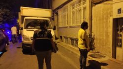 Fatih'te bir genç kız apartmanda ölü bulundu