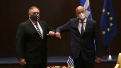 Pompeo, Yunan mevkidaşı Nikos Dendias ile görüştü