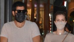 Burak Özçivit ile Fahriye Evcen alışverişte