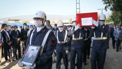 Hatay'da Şehit Jandarma Uzman Çavuş Hüseyin Yırtıcı, son yolculuğuna uğurlandı