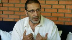 Cem Özer: Karımdan özür diliyorum