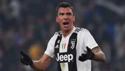 Mandzukic'e imza parası engeli
