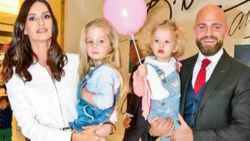 Yasemin Özilhan: İki tane aslan gibi kızım var