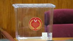 KKTC'de siyasi partiler, 2. tur için adaylarını belirledi