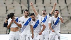 Bakasetas Yunanistan'ı sırtladı