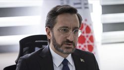 İletişim Başkanı Fahrettin Altun: Oruç Reis'imizin yolu açık olsun