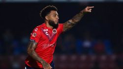 Derby County, Colin Kazım'ı denemeye aldı