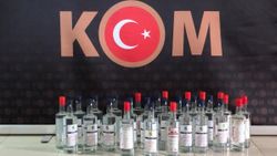 İzmir'de 28 şişe etil alkol ele geçirildi