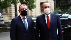 Dışişleri Bakanı Çavuşoğlu Azerbaycanlı mevkidaşı Bayramov ile görüştü