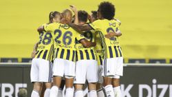 Göztepe-Fenerbahçe maçının 11'leri