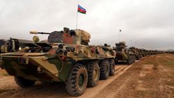 Azerbaycan ordusu, Ermenistan ordusuna ait Su-25 savaş uçağını düşürdü