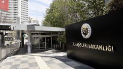 Türkiye'den Yunanistan'a Ege ve Akdeniz'de arama kurtarma sahası yanıtı