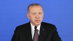Cumhurbaşkanı Recep Tayyip Erdoğan: Kontrolsüz bir Batılılaşma fırtınası içindeyiz