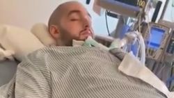 15 yıldır komada olan Suudi Prens Halid Bin Talal elini oynattı