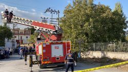 Niğde'de ceviz ağacında akıma kapılan adam öldü