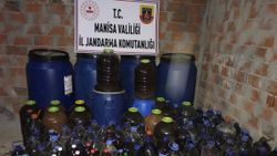 Manisa'da 4 bin 200 litre sahte içki ele geçirildi