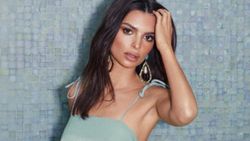 Emily Ratajkowski, hamile olduğunu açıkladı