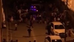 Esenyurt'ta sosyal mesafesiz sokak eğlencesi