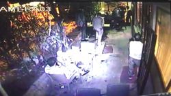 Esenyurt'ta birahanede silahlı alacak kavgası: 2 yaralı