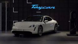 Porsche Taycan, tam elektrikli modelleriyle Türkiye'de