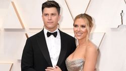 Scarlett Johansson ile Colin Jost evlendi