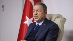 Hulusi Akar: Hayatını kaybedenlere rahmet, yaralılarımıza şifalar diliyoruz