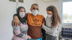 Father of 6 paralyzed children in Antalya asked for help