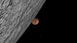 Ay'da ve Mars'ta mineral madenciliği yapılabilecek