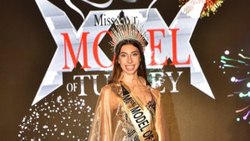 Türkiye'nin 16 yaşındaki Toyr Ceyda'nın Miss Modeli