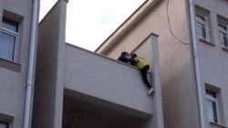 Edirne'de intihara kalkışan kadını polis son anda kurtardı
