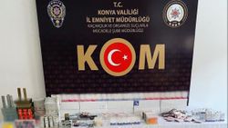 Konya polisi 692 bin 476 kaçak tıbbi ilaç ele geçirdi