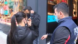 İstiklal Caddesi'nde maske denetimi: Maskeye inanmıyorum