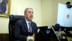 Hulusi Akar: Hafter'e yapılan tüm dış yardımların bir an önce kesilmesi şarttır