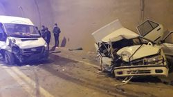 Artvin'de otomobil kazası: 1 ölü, 4 yaralı