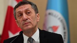Ziya Selçuk: Çocuklarımızın sağlığını korumak için sınavları erteledik
