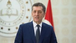 Ziya Selçuk: Şimdiye kadar yapılan sınavlar geçerli sayılacak
