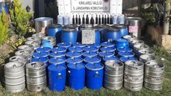 Kırklareli'de 2 ton kaçak şarap ele geçirildi