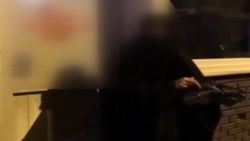 Tuzla'da kedi kesip yediği iddia edilen kadın ihbar üzerine yakalandı