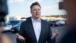 Elon Musk, Bill Gates'i geçerek en zengin ikinci insan oldu