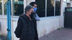 Esenyurt'ta trafikte tartıştığı kişinin aracını kundakladı
