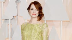 Emma Stone'un Oscar elbisesi açık artırmaya çıkacak