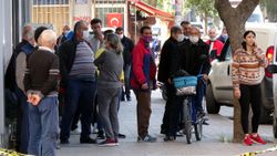 Mersin'de arkadaşını başından vurarak öldürdü