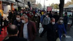 Kayseri'de kısıtlama sonrası sokaklarda yoğunluk oluştu