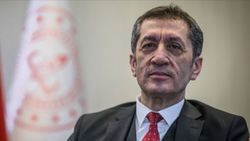 Ziya Selçuk: Her gün 2,5 milyon canlı ders yapıyoruz